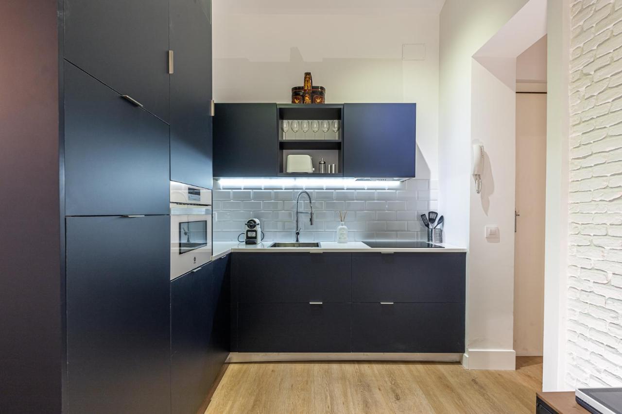 Апартаменти Waou Essence IV Latina - Alquiler Corta Duracion Мадрид Екстер'єр фото