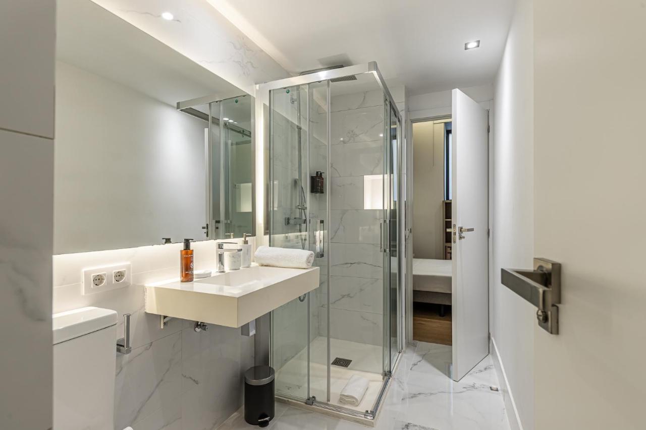 Апартаменти Waou Essence IV Latina - Alquiler Corta Duracion Мадрид Екстер'єр фото