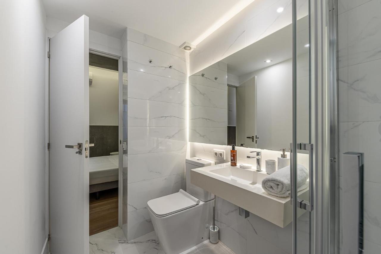 Апартаменти Waou Essence IV Latina - Alquiler Corta Duracion Мадрид Екстер'єр фото